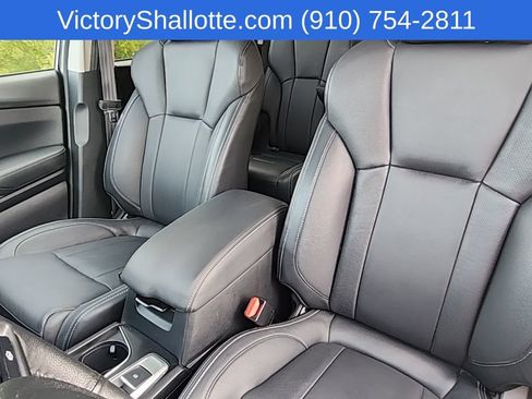 Used 2023 Subaru Ascent Limited AWD/4WD image 20