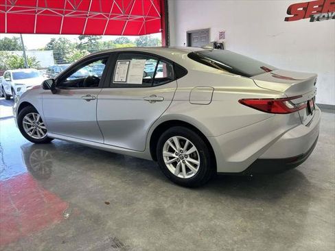 Certified 2025 Toyota Camry LE FWD image 6