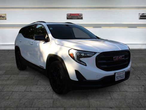 Used 2020 GMC Terrain SLE w/ Elevation Edition FWD image 1