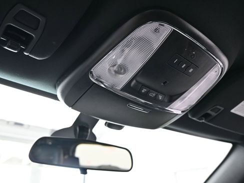 Used 2021 Jeep Grand Cherokee Laredo X image 23