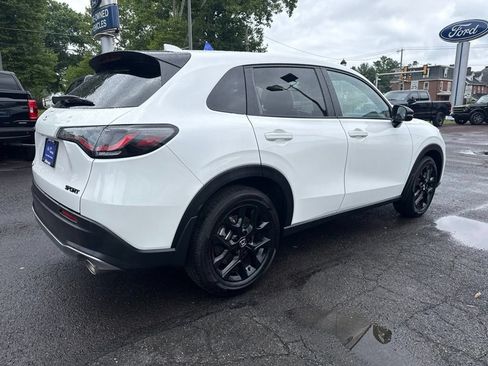 Used 2025 Honda HR-V Sport image 4