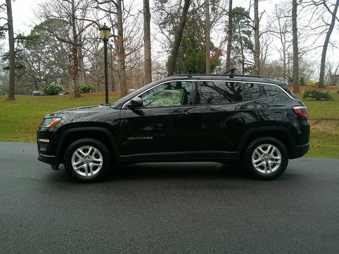 Used 2019 Jeep Compass Sport w/ Cold Weather Group image 8