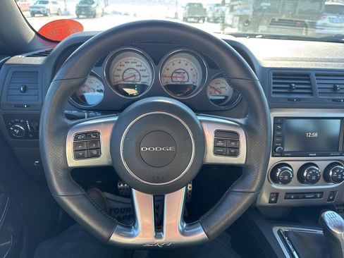 Used 2014 Dodge Challenger SRT8 image 12