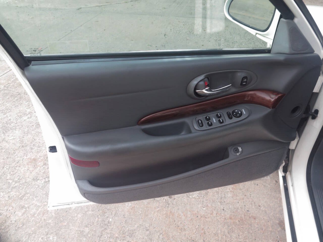 Used 2005 Buick Le Sabre Custom FWD image 18