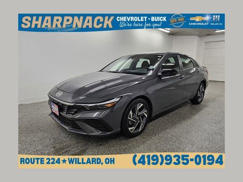 Used 2025 Hyundai Elantra Sport w/ Cargo Package FWD image 1