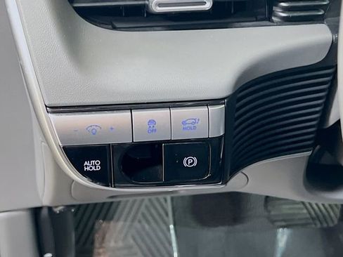 Used 2024 Hyundai Ioniq 5 SEL RWD image 10