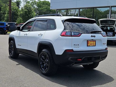 Used 2022 Jeep Cherokee Trailhawk w/ Comfort/Convenience Group AWD/4WD image 5