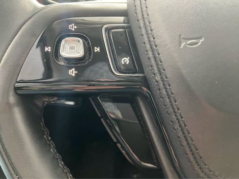 Used 2023 Lincoln Aviator Reserve w/ Class IV Trailer Tow Package image 25