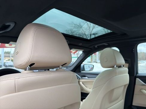 Used 2022 BMW 540i xDrive w/ Convenience Package AWD/4WD image 29