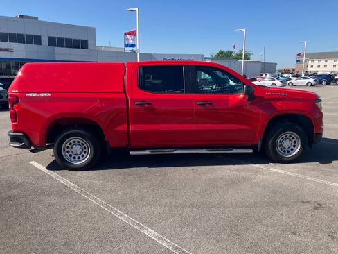 Used 2022 Chevrolet Silverado 1500 W/T w/ WT Value Package AWD/4WD image 8