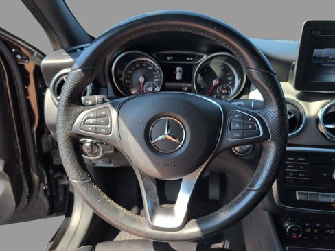 Used 2020 Mercedes-Benz GLA 250 4MATIC image 28