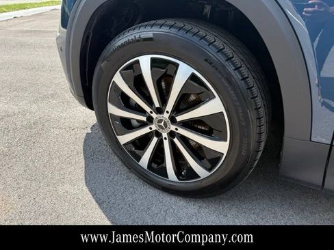 Certified 2023 Mercedes-Benz GLB 250 4MATIC image 11