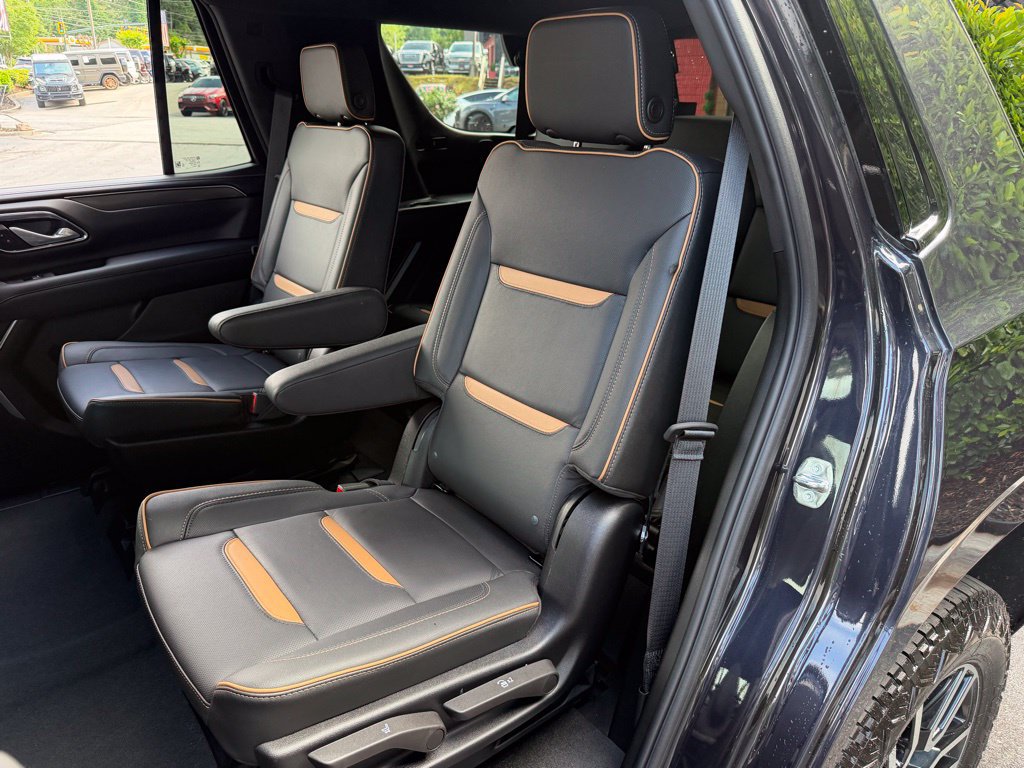 Used 2024 GMC Yukon AT4 w/ Max Trailering Package AWD/4WD image 32