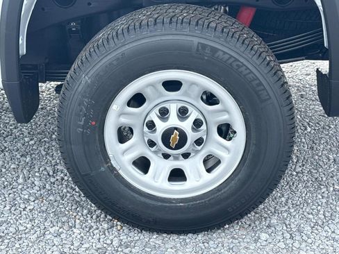 New 2026 Chevrolet Silverado 2500 W/T w/ WT Convenience Package image 4