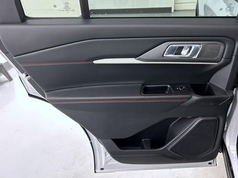 New 2026 Ford Explorer ST-Line image 22