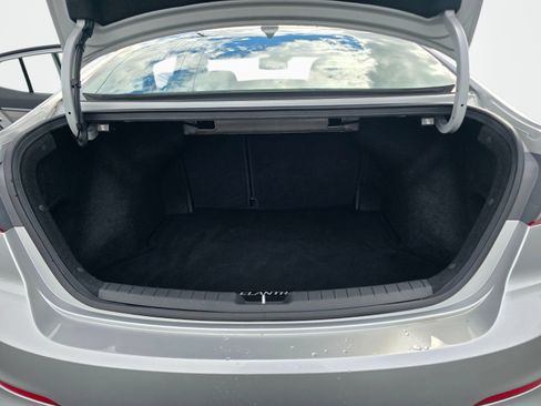 Used 2018 Hyundai Elantra Value Edition FWD image 11
