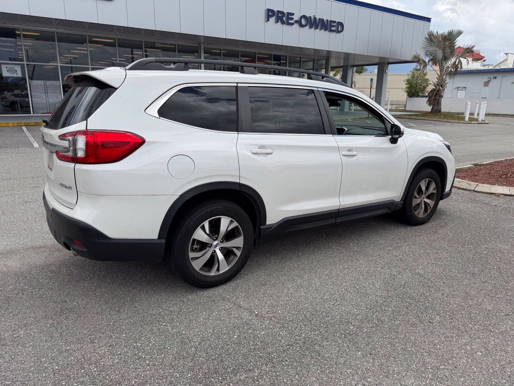 Used 2023 Subaru Ascent Premium w/ Convenience Package AWD/4WD image 3