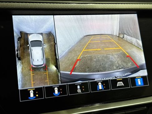 Certified 2022 Buick Encore GX Essence w/ Advanced Technology Package AWD/4WD image 21