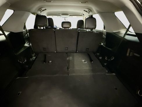 Used 2024 Ford Explorer XLT w/ Equipment Group 202A image 23