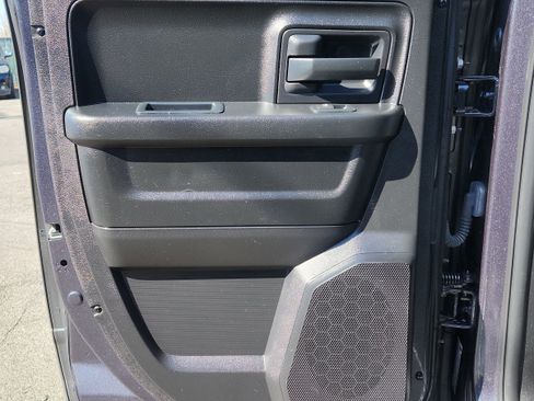 Used 2017 RAM 1500 ST w/ SXT Appearance Group image 12