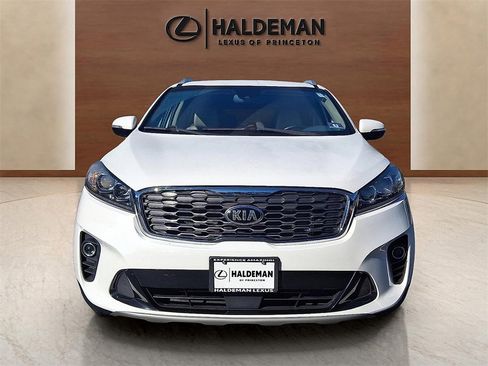 Used 2019 Kia Sorento EX image 2