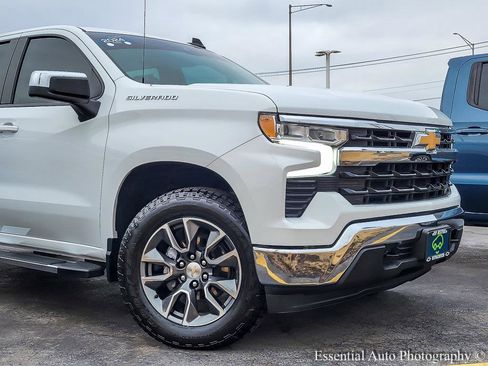 Certified 2024 Chevrolet Silverado 1500 LT image 3