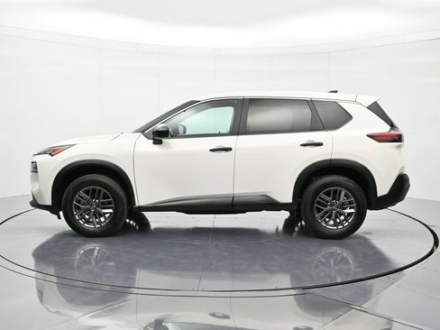 Certified 2023 Nissan Rogue S image 9