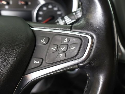 Used 2019 Chevrolet Equinox LT image 41