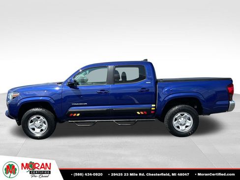 Used 2023 Toyota Tacoma SR5 RWD image 2