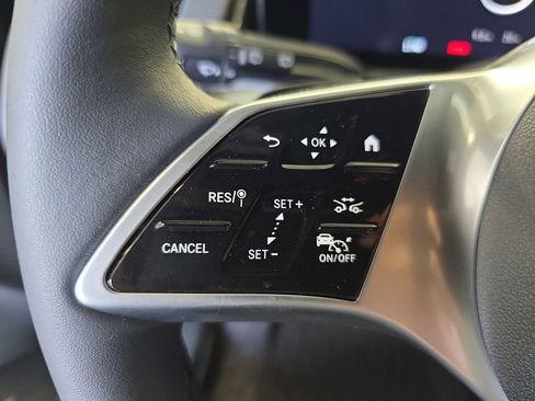 New 2026 Mercedes-Benz GLB 250 image 18