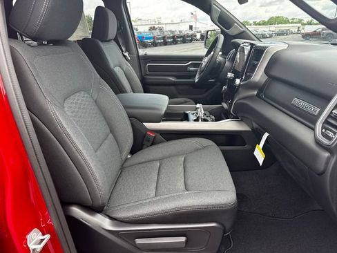 New 2026 RAM 1500 Big Horn AWD/4WD image 14