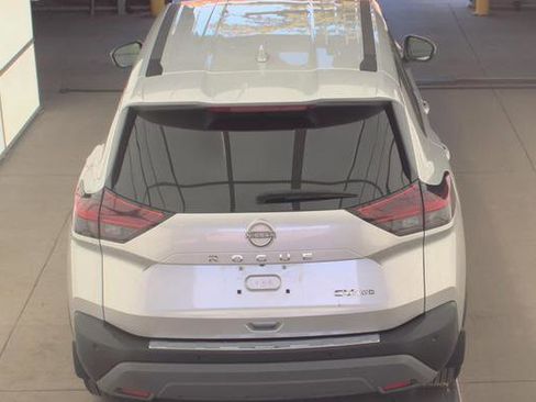 Used 2023 Nissan Rogue SV AWD/4WD image 10