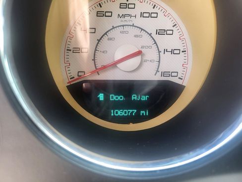 Used 2013 Dodge Challenger R/T RWD image 60