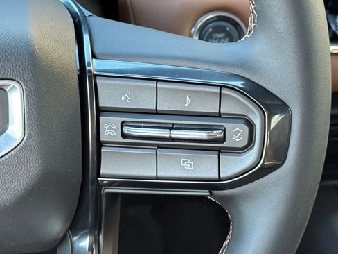 New 2026 GMC Canyon AT4 AWD/4WD image 25