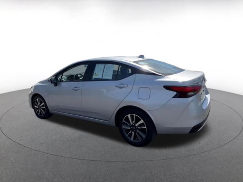 Used 2025 Nissan Versa SV image 10