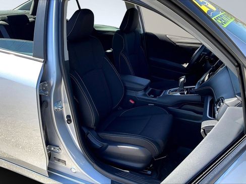 Certified 2025 Subaru Legacy Premium AWD/4WD image 7