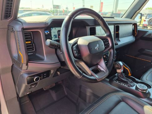 Used 2024 Ford Bronco Badlands AWD/4WD image 14