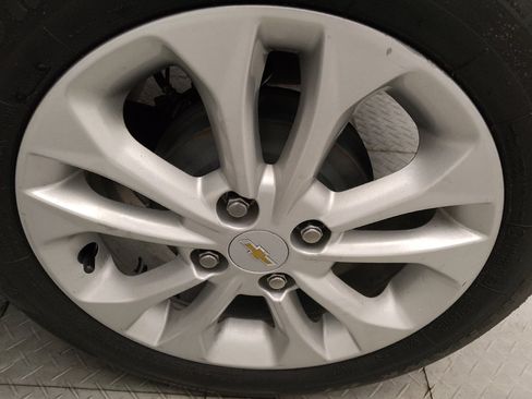 Used 2019 Chevrolet Spark LT FWD image 31