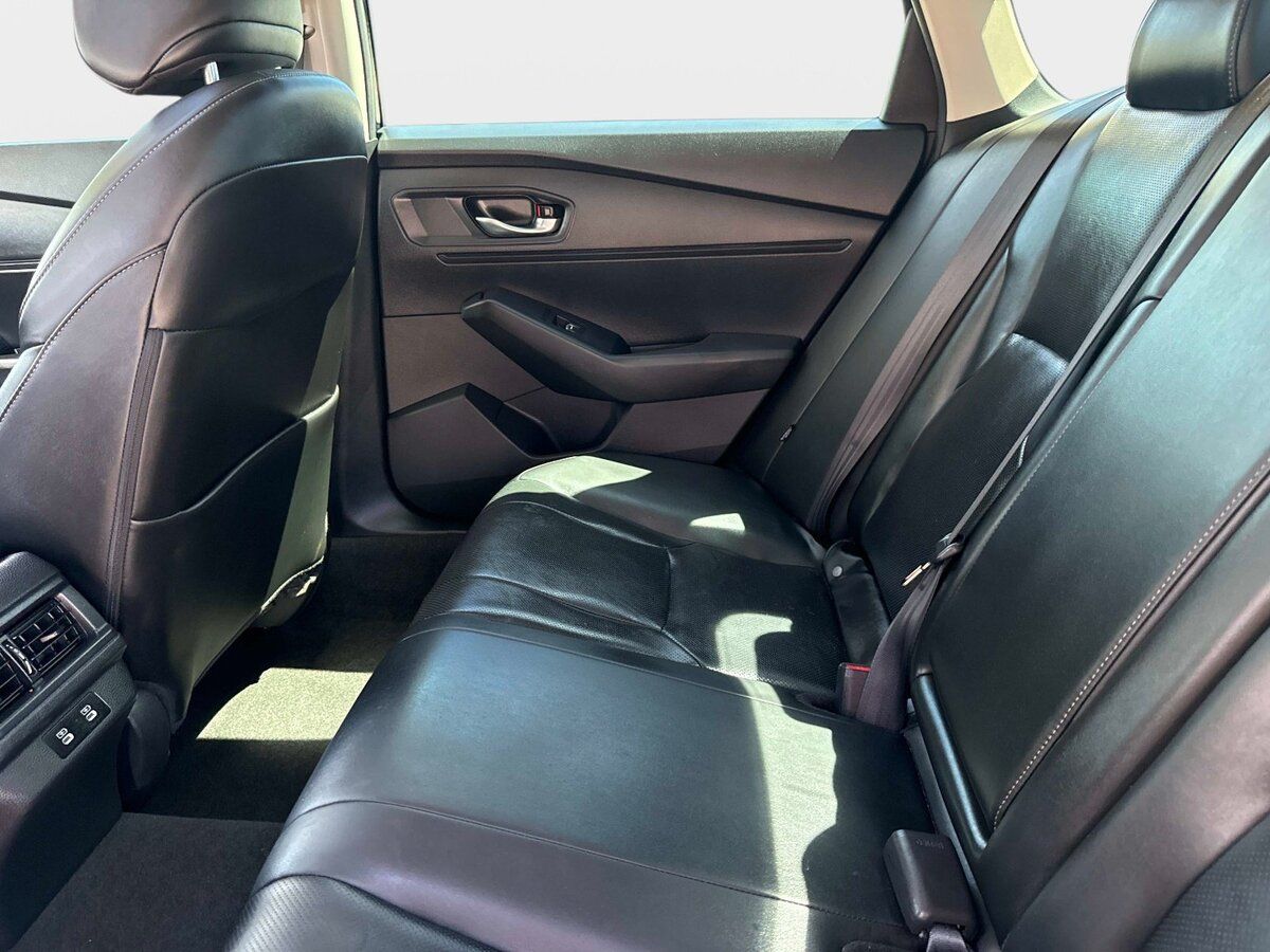 Used 2024 Honda Accord EX-L image 11