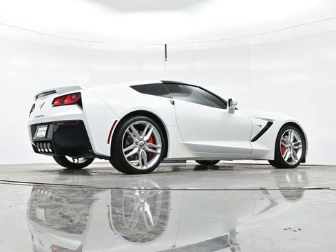 Used 2016 Chevrolet Corvette Stingray Coupe w/ 3LT Preferred Equipment Group image 26