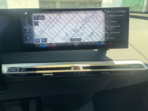 Used 2022 BMW iX xDrive50 w/ Sport Package image 21