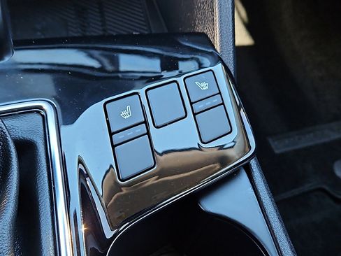 Used 2025 Kia Sportage EX w/ Premium Package image 15