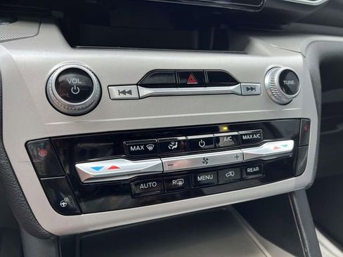 Used 2023 Ford Explorer XLT w/ Equipment Group 202A image 21