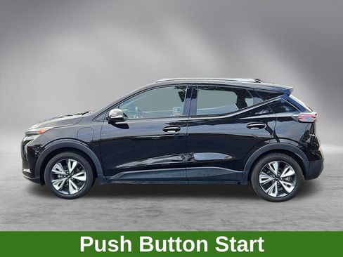 Used 2023 Chevrolet Bolt EUV LT w/ Convenience Package image 4