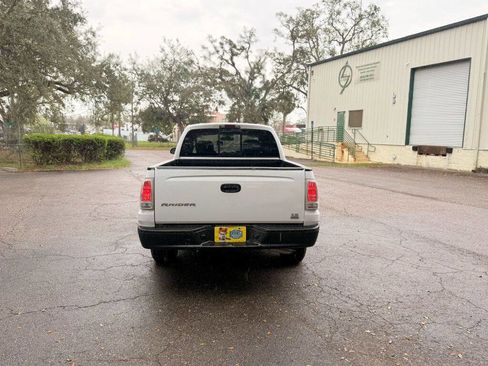 Used 2008 Mitsubishi Raider LS image 6