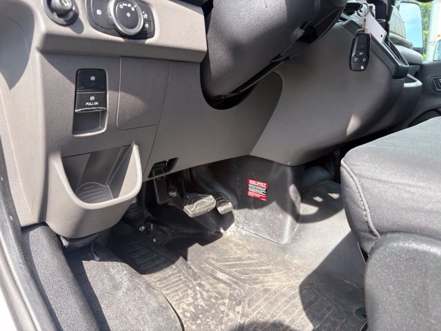 Used 2025 Ford Transit 250 Low Roof w/ Exterior Upgrade Package RWD image 31