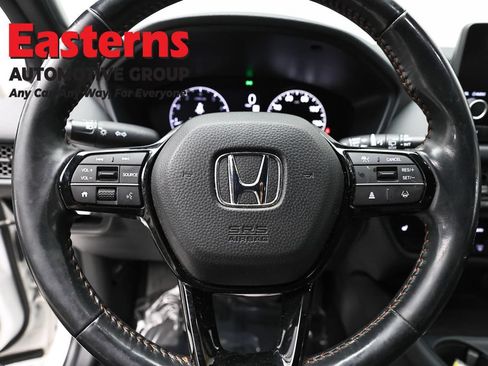 Used 2023 Honda HR-V Sport image 10