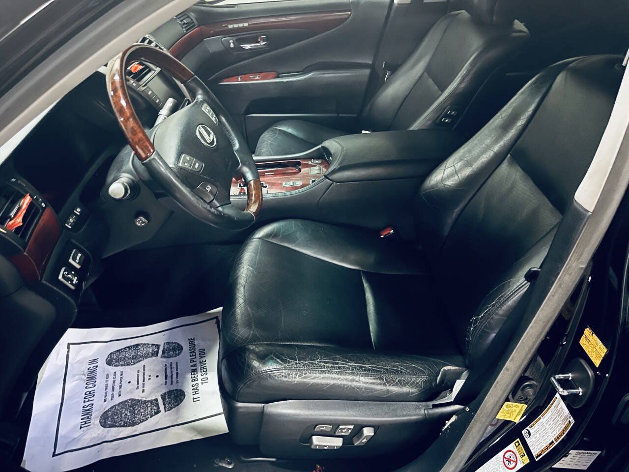 Used 2012 Lexus LS 460 w/ Comfort Pkg RWD image 18