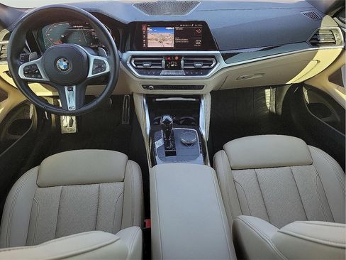 Used 2022 BMW M440i Coupe image 11