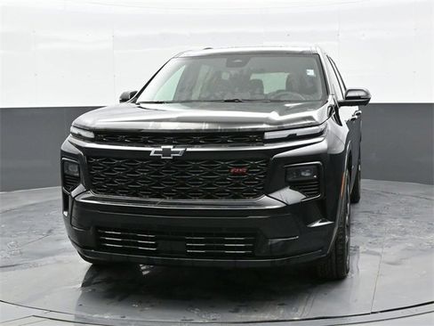 Used 2024 Chevrolet Traverse RS w/ LPO, Floor Liner Package image 2